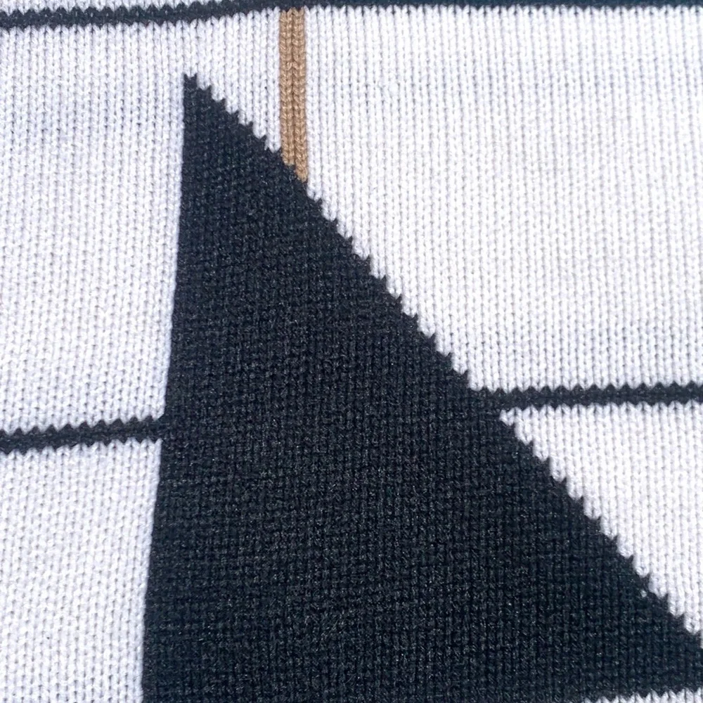 Vintage White Knit V-Neck Geometric Pattern Sweater SIZE Large Stain